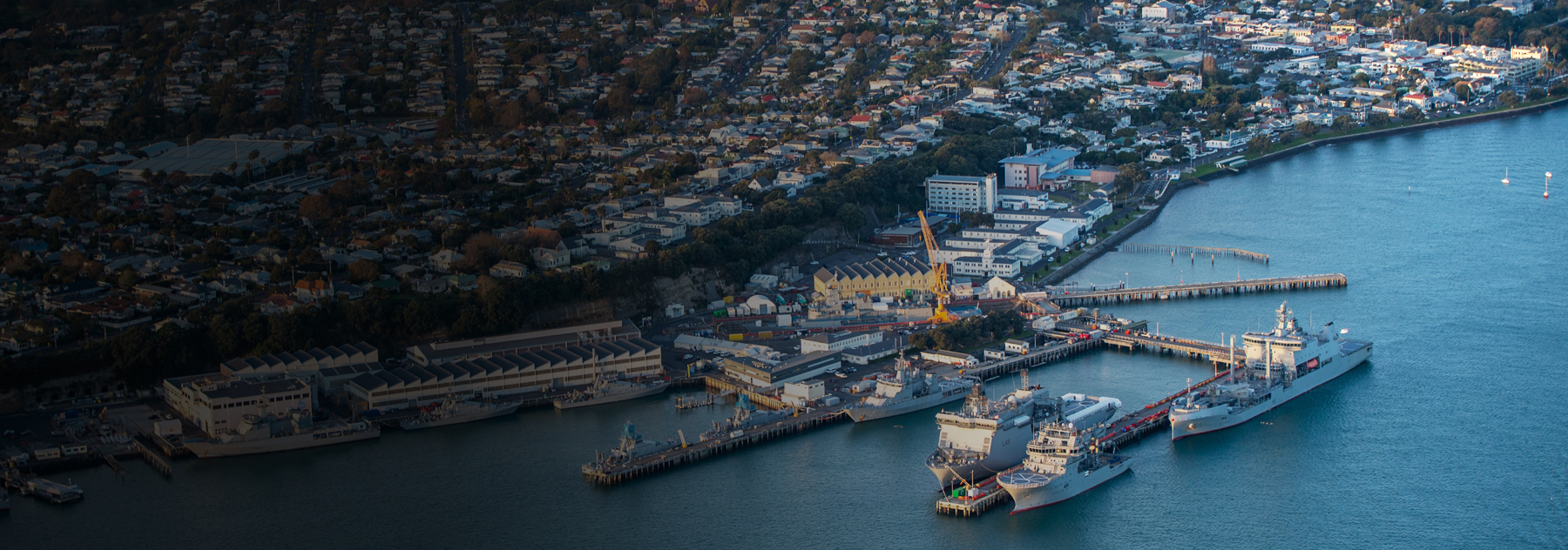 In the defense industry New Zealand navy uses virtual technology to train for combat | DXC Technology Customer story